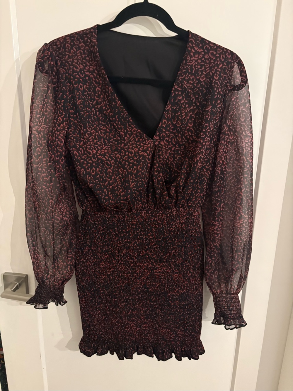 BLACK & RUST PRINT SMOCKED MINI DRESS - Picture 2 of 5